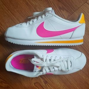 Vintage Nike Cortez for Valentines